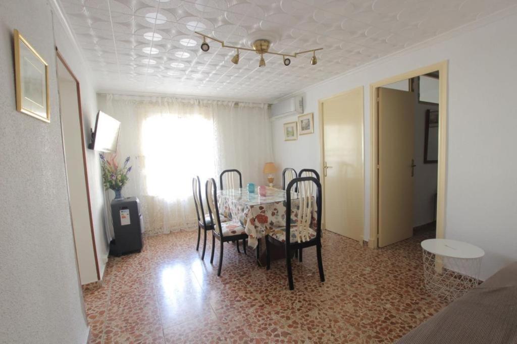 Apartments Plaza De Las Escuelas Аликанте Екстериор снимка