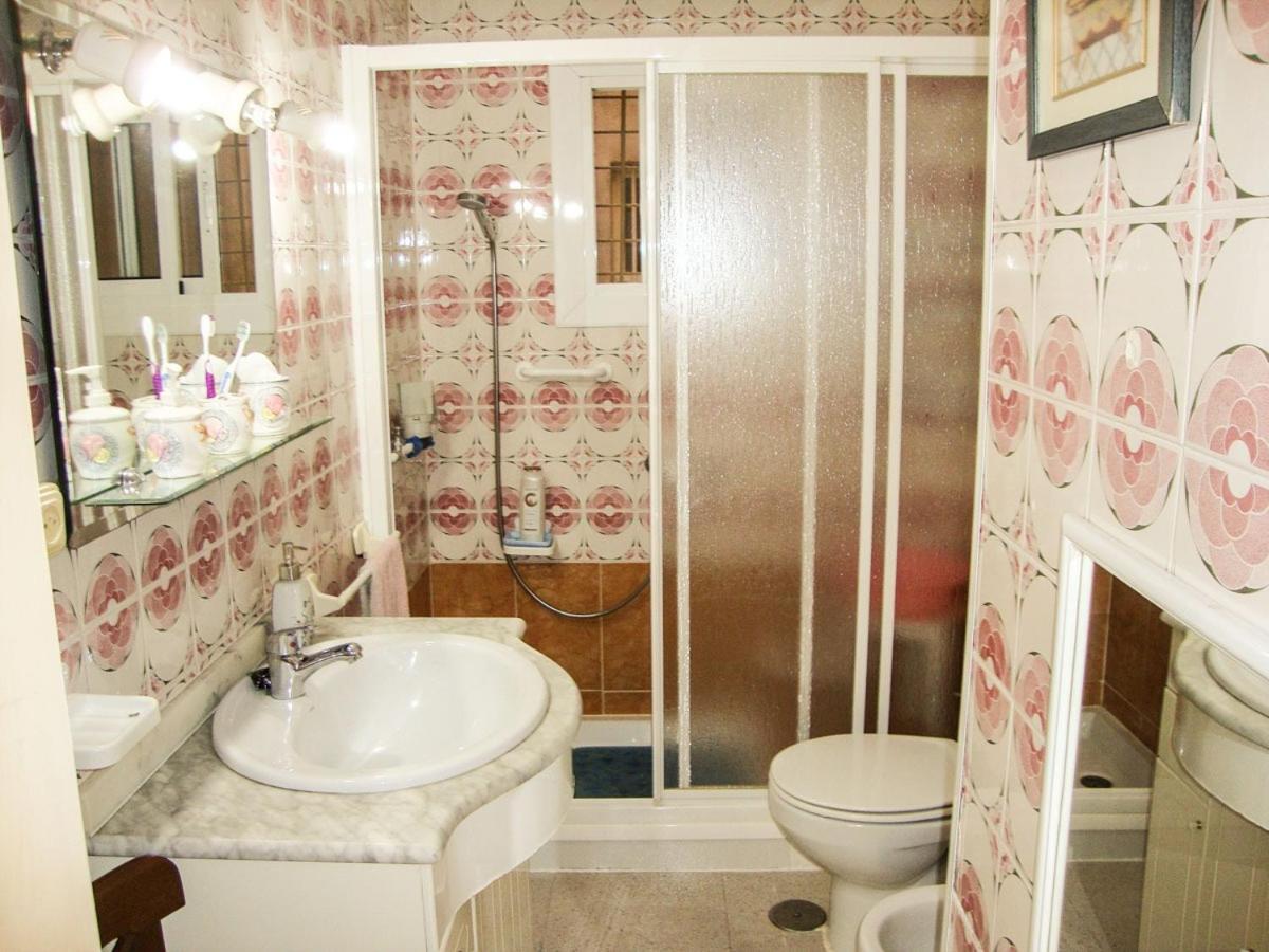 Apartments Plaza De Las Escuelas Аликанте Екстериор снимка