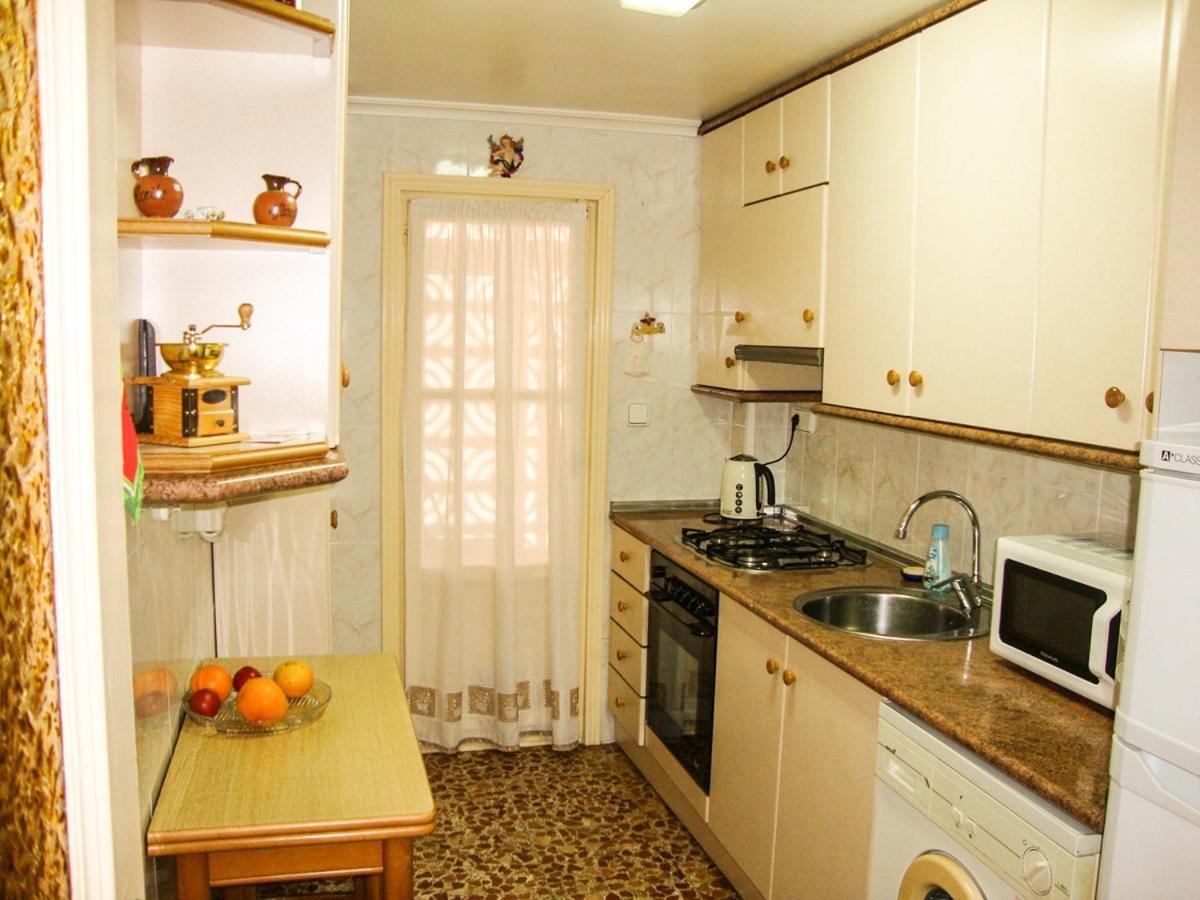 Apartments Plaza De Las Escuelas Аликанте Екстериор снимка