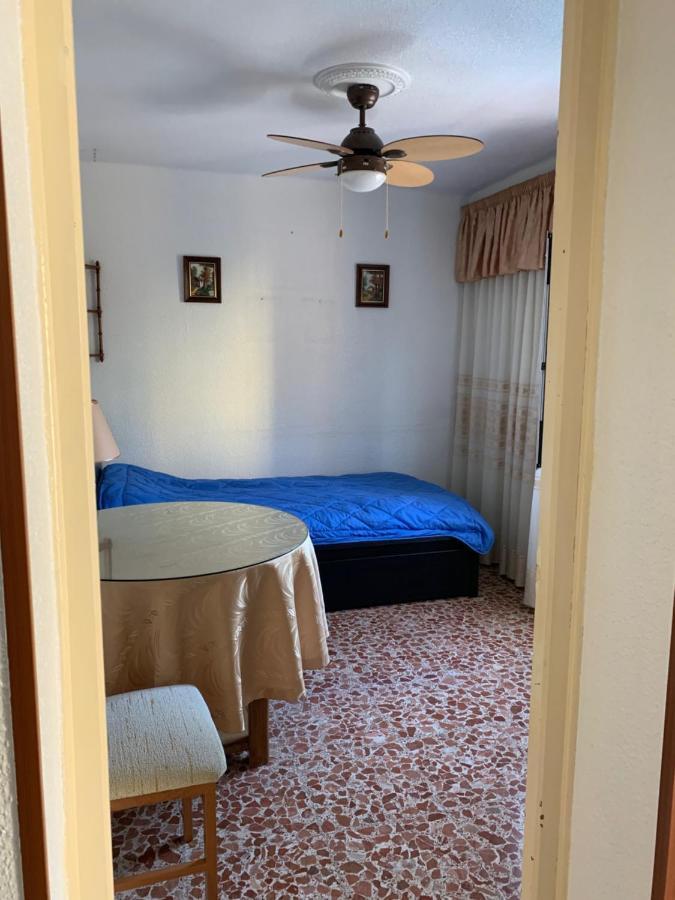 Apartments Plaza De Las Escuelas Аликанте Екстериор снимка