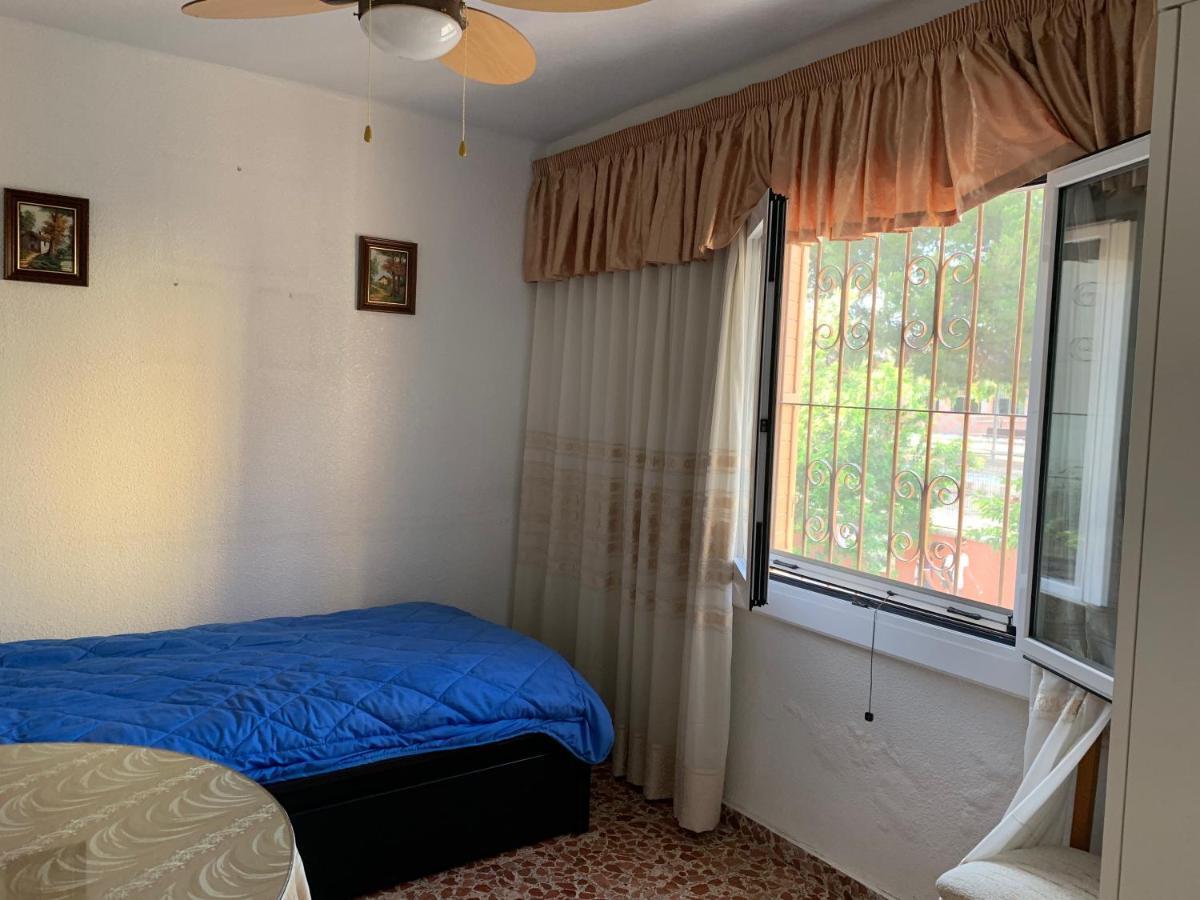 Apartments Plaza De Las Escuelas Аликанте Екстериор снимка