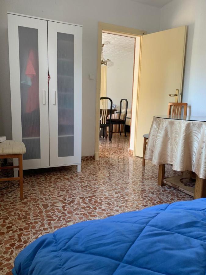 Apartments Plaza De Las Escuelas Аликанте Екстериор снимка